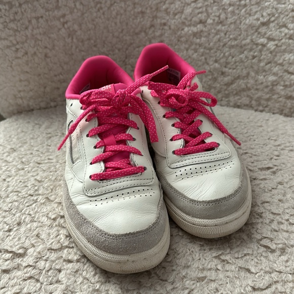Pink Reebok Shoes - Picture 3 of 6